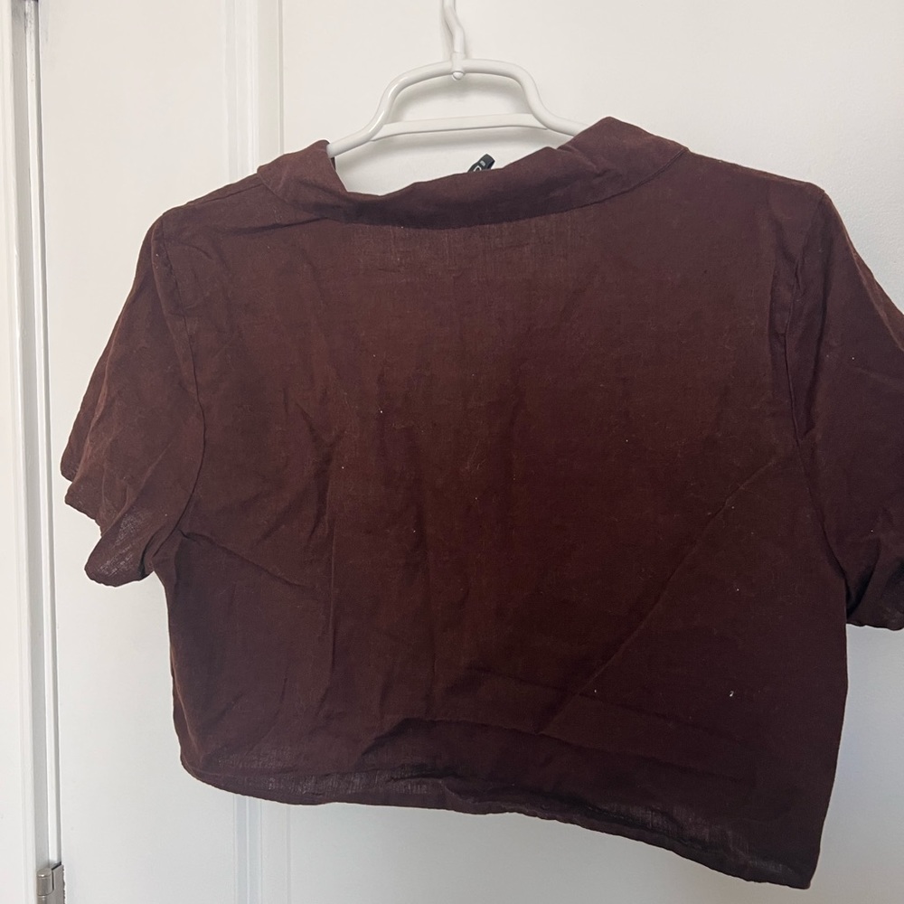 Cropped Linen Button Down - Picture 2 of 6